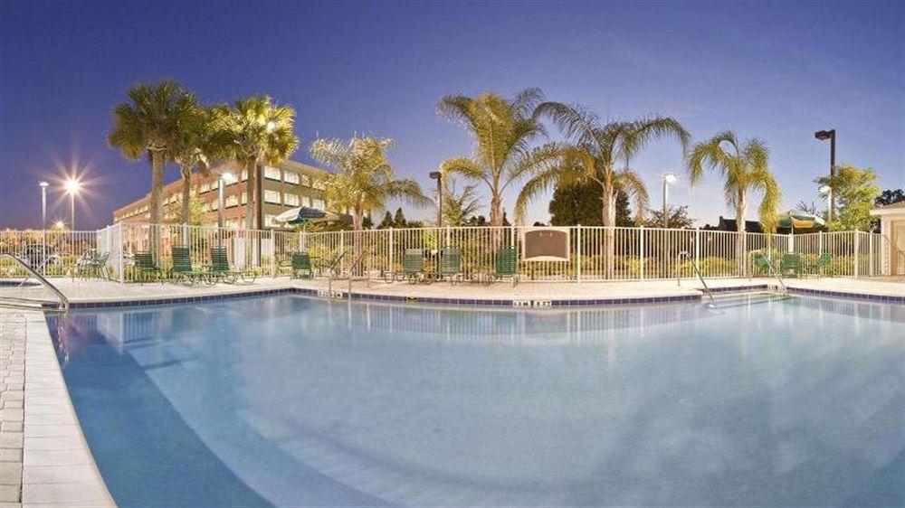 Staybridge Suites Tampa East- Brandon By Ihg Mango Exterior foto
